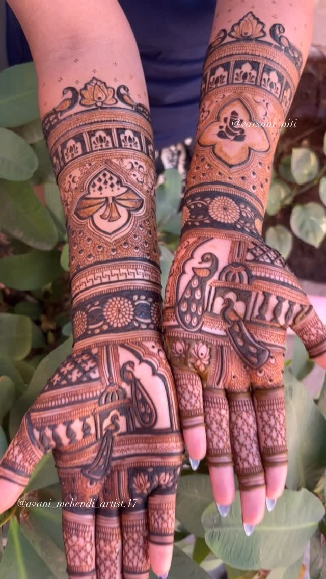 Mehendi design by Avani Mehendi Artist