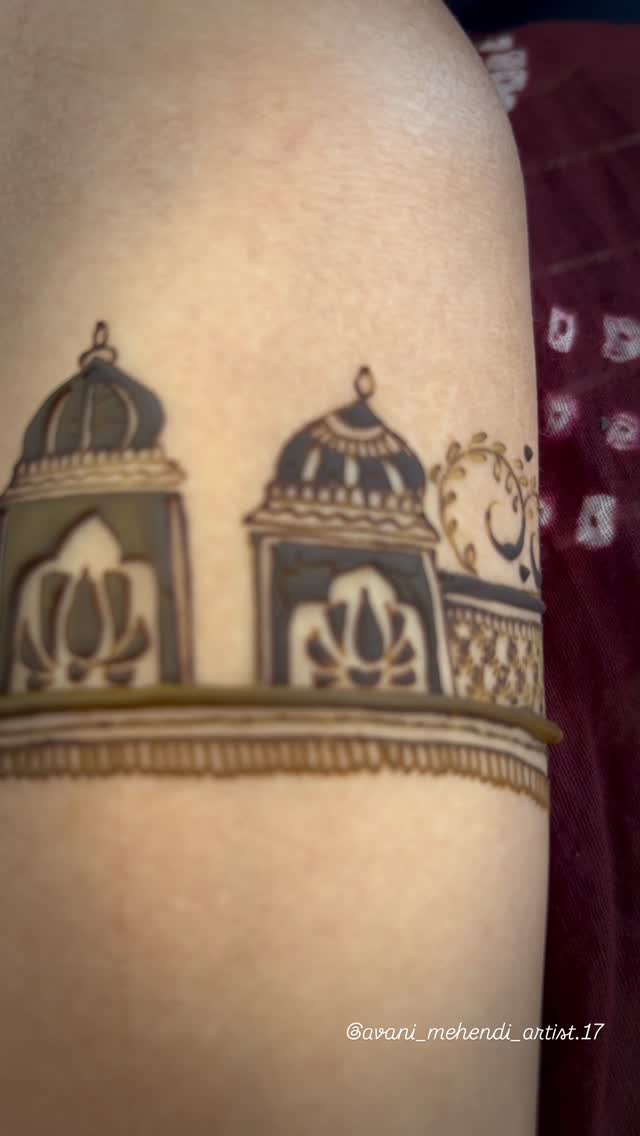 Mehendi design by Avani Mehendi Artist