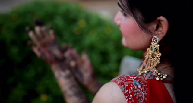 Mehendi design by Avani Mehendi Artist