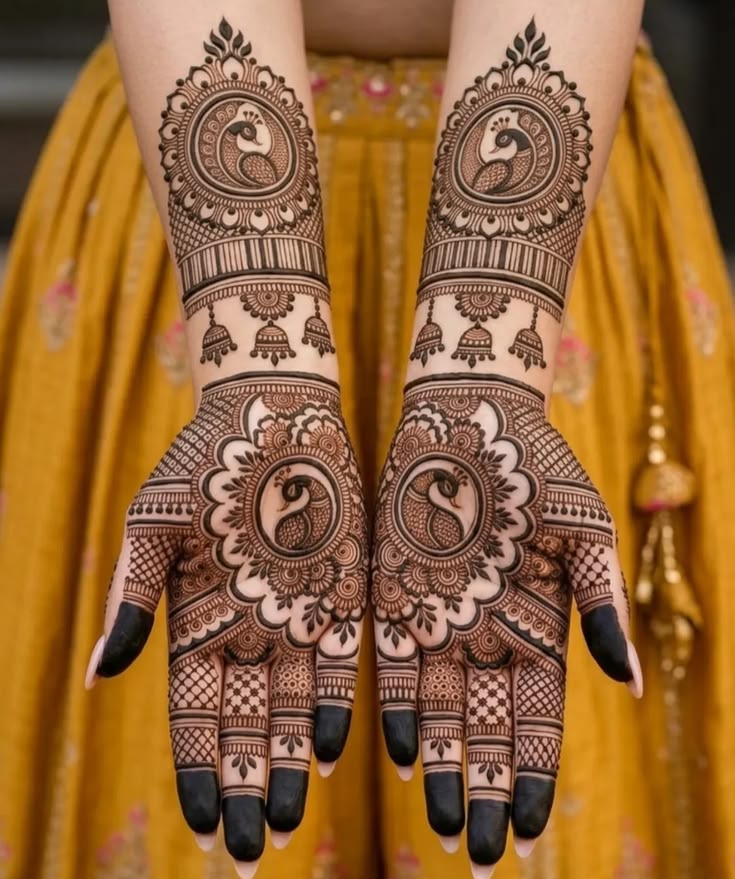 Traditional Mehendi mehendi by Avani Mehendi Artist